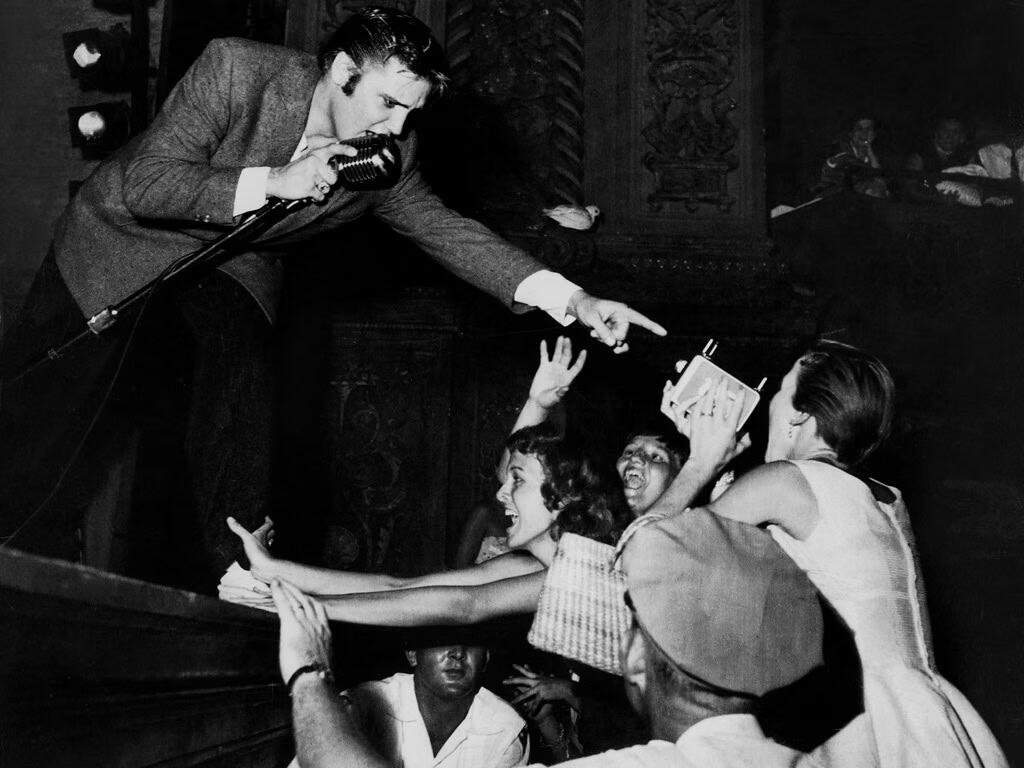 Elvis Presley live concert image for Slugger O'Toole article